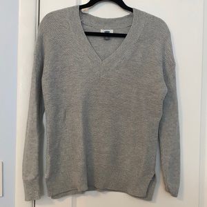 Old Navy Light Gray V Neck Knit Sweater